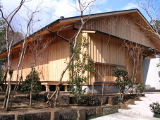諸塚村産直材が、ふんだんに使われた住宅です。